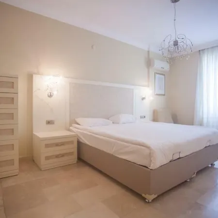 Gold City Appartement *